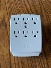 Belkin 6-Outlet Wall Mount Surge Protector - Power Strip, Great Condition, works picture