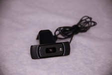 Logitech HD Pro Webcam C920, Widescreen Video Calling and Recording 1080p Camera picture