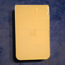 Ubiquiti UniFi HD In-Wall UAP-IW-HD White Dual-Band 1733 Mbps RJ-45 picture