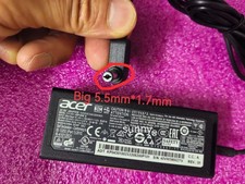 For Acer Aspire E15 MS2394 ES1-512 ADP-45HE B 19V 2.37A 5.5mm*1.7mm 45W Genuine picture
