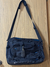 Speck messenger style laptop bag 25 inch picture