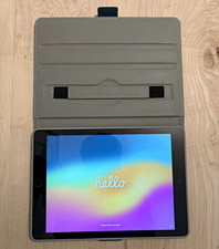 Apple iPad 9.7