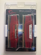 G.SKILL Ripjaws V 32GB (2x16GB) PC4-19200 DDR4-2400 Desktop Memory Kit picture