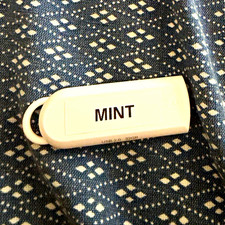 Linux Mint Bootable USB Starter Kit for Beginners picture