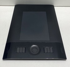 Wacom Intuos4 PTK-440 Professional Graphics Drawing Tablet Small Black picture