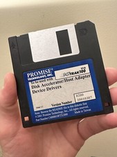 Promise Technology Fasttrak100 TX2 - 3.5” floppy disk Disk Accelerator DISK 1&2 picture