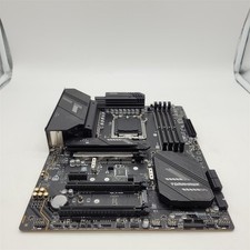 MSI MAG X670E Tomahawk WiFi Gaming Motherboard (AMD AM5, DDR5, PCIe 5.0, ATX) picture