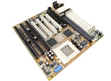 Untested Gigabyte GA-586T2 REV 1.5 Mainboard Socket 7 Motherboard Retro picture