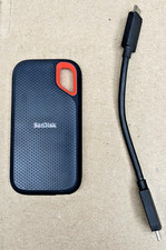 SanDisk Extreme 1TB USB-C Portable External SSD Tested Working SDSSDE61-1T00 picture