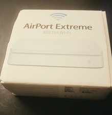New Apple AirPort Extreme 802.11n Wi-Fi Base Station MD031LL/A model A1408 picture