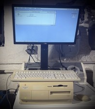 Apple Power Macintosh 7200/75 PowerPC 75MHz 16MB 516MB HDD CD-ROM System 7.6 picture