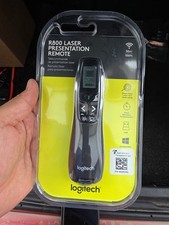 Logitech R800 Laser Presentation Remote Control - Black picture