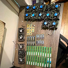 Lots of computer parts like ram and processors picture