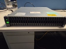 NetApp DS224C for 24x 2.5
