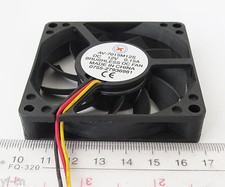 1pc Brushless DC Cooling Fan 70x70x15mm 70mm 7015 11 blades 12V 3pin Connector picture