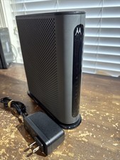 Motorola Ultra-Fast DOCSIS 3.1 Cable Modem with AC3200 Dual Band Router MG8702 picture