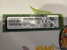 MZ-VLB256B Samsung PM981a 256GB PCIE 3.0 x4 NVMe M.2 2280 Solid State Drive picture