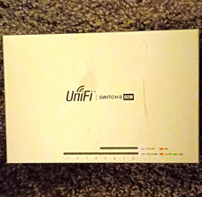 Ubiquiti UniFi Switch 8 60W US-8-60W 8-Port Gigabit PoE Managed Switch picture