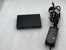 NETGEAR GS305P 5-Port Unmanaged PoE Switch w/ Power supply -  picture