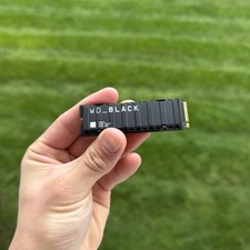Western Digital WD_BLACK SN850 1TB NVMe M.2 2280 SSD Heatsink 7000MB/s picture