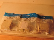 LEVITON QUICKPORT SURFACE MOUNT HOUSING CAT# 41089-2IP  QTY: 3 picture