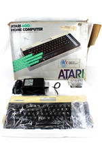 VTG Atari 600XL Home Computer System in Box ** Powers On ** Clean * Tested Works picture