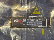 Samsung 980 PRO 1TB NVMe PCIe 4.0 M.2 Internal SSD MZ-V8P1T0 EC picture