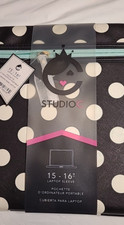 Studio C Macbook Laptop Sleeve Cover Hot to Trot Blk/White/Blue Fits 15