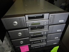 DELL PV124T With LTO2 SCSI LVD SE Tape Autoloader UH299  EC-LL4AA-EG 0UH299   picture