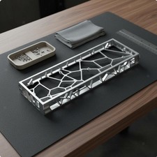 CNC machined aluminum keyboard housing with anodized surface, picture