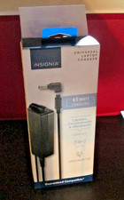 Insignia - 65W Universal Laptop Charger - Black picture