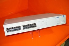 3-COM SUPERSTACK II SWITCH 3300 24- PORT 3C16980 RACK MOUNTS, CORD & MODULE INCL picture