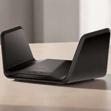 NETGEAR Nighthawk 8-Stream WiFi 6 Router (RAX70) AX6600 Tri-Band - Black picture