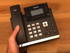 Yealink SIP-T42S Corded IP Phone Black (used) picture