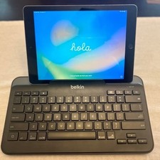 Qty 3 - BELKIN Wired Keyboards w/ Stand for iPad with Lightning Connector B2B130 picture