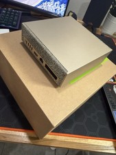 NVIDIA DGX Spark 4 TB NVMe 128 GB DDR5x 1000 AI TOPS GB10 Grace Blackwell picture