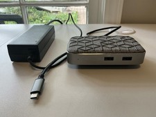Moshi Symbus Q USB Type-C Docking Station Qi Wireless Charging Pad picture