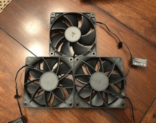 CORSAIR RS120 120mm PWM Fan, 3 pack. picture