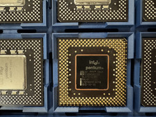 Vintage Intel Pentium MMX 233MHz 66MHz Gold Pin Socket 7 CPU FV8050366233 SL27S picture