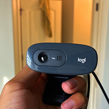 logi Model USB 2.0 720p HD Clip-On Computer Webcam, Black picture