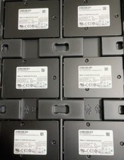 Samsung PM983 960GB MZ-QLB9600 MZQLB960HAJR-00007 PCIe Gen3 2.5