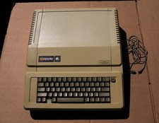 APPLE 2e COMPUTER, MODEL A252064, WITH EXTRA CARDS AND MANUALS, USED, WORKING picture