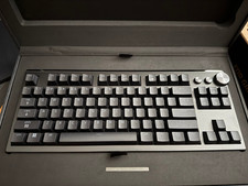 Razer Huntsman Signature Edition Keyboard - Limited Edition 136/1337 NEW picture