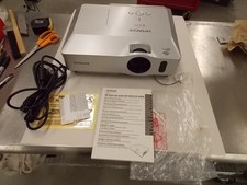 Hitachi CP-X401 3LCD LCD XGA Conference Room Projector w/ Case - Working  Y6 picture