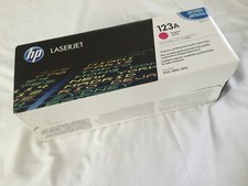 Genuine HP 123A MAGENTA TONER CARTRIDGE LaserJet Q3973A FOR 2550 2820 2840 picture