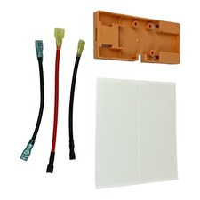 Cyber Power 1350AVR battery connecting hardware no batteries picture