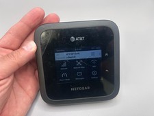 NETGEAR Nighthawk M6 Pro MR6500 - AT&T. Read picture