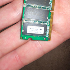 ADVANTAGE 64MB PC-66 SDR SDRAM 144-Pin SO-DIMM Laptop Memory Module, 1x64MB picture