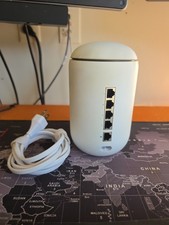 Ubiquiti Networks UniFi Dream Machine Gateway & Router UDM-US picture