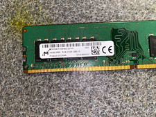 Micron 16GB DDR4-2133 PC4-2133P Registered DIMM 288-Pin MTA16ATF2G64AZ picture